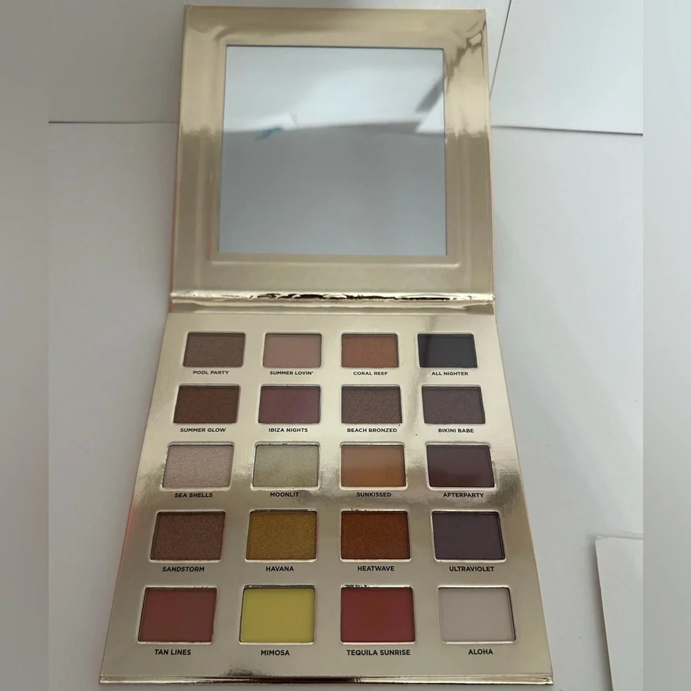 NIB Iconic London Sunset to Sunrise Eyeshadow Palette 20 Shades Makeup Favorite